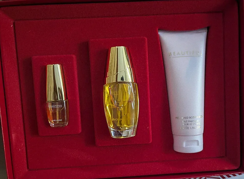 Estée Lauder perfume